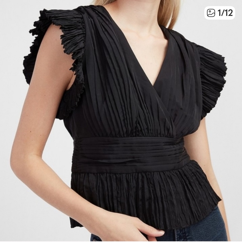Express Pleated Ruffle Taffeta V- Neck Peplum Black Top, Size Large
